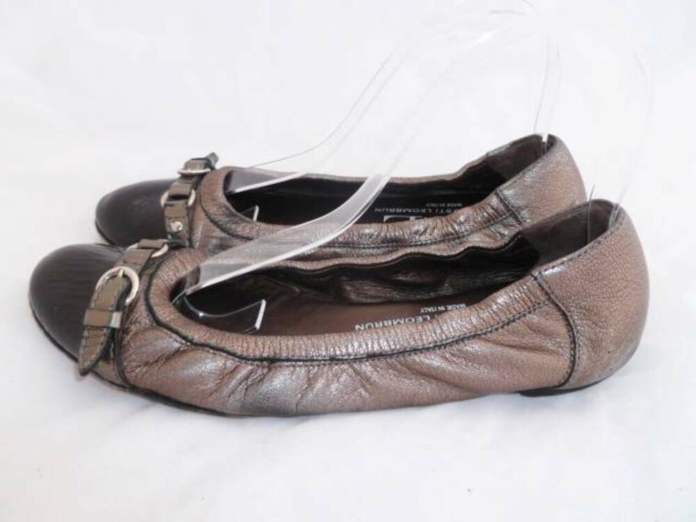 AGL ATTILIO GUISTI LEOMBRUN 38.5 USED BRONZE LEATHER/PATENT CAPTOE BALLET FLATS